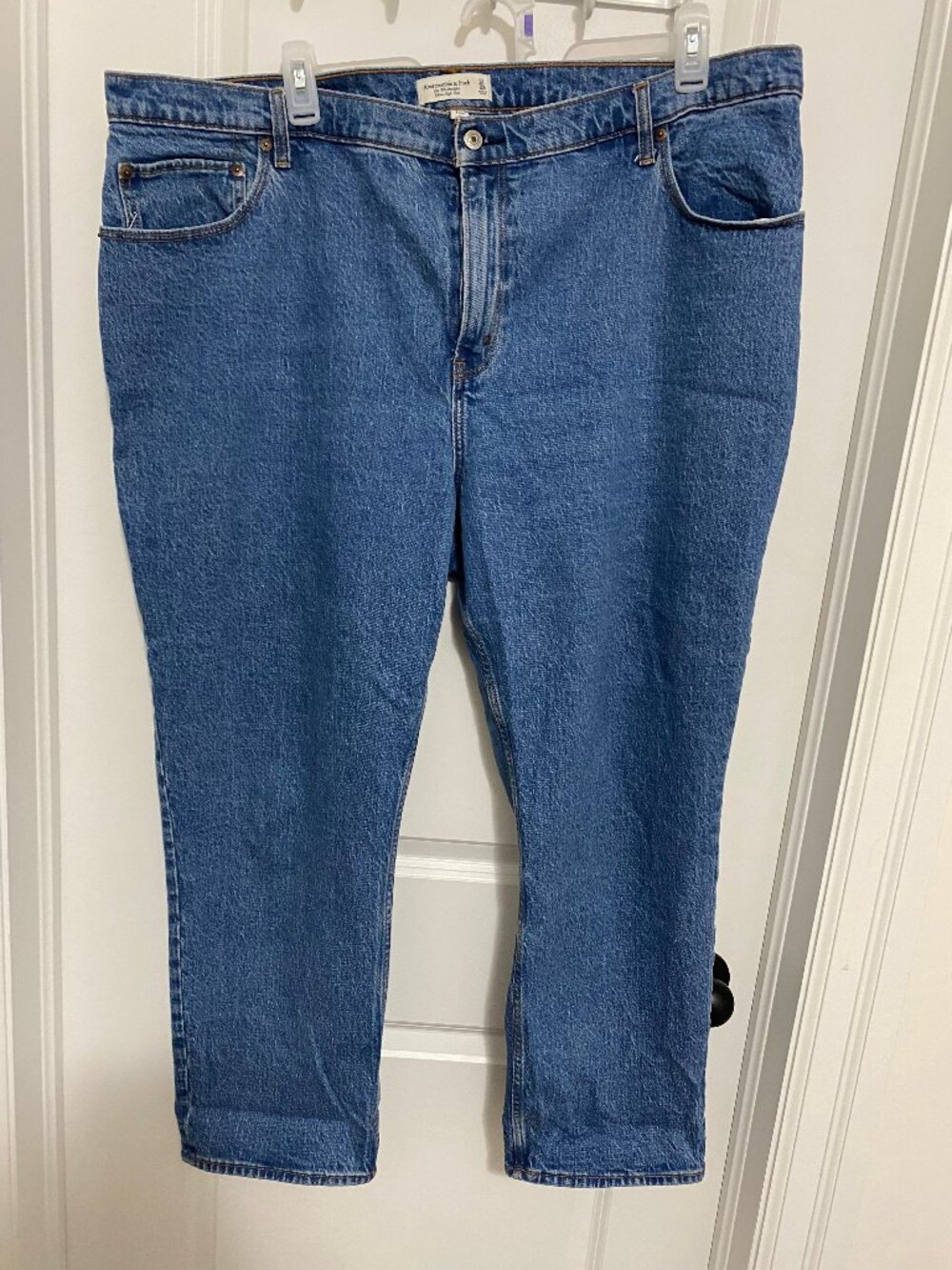 Abercrombie 90s Straight Ultra High Rise Jeans Size 22